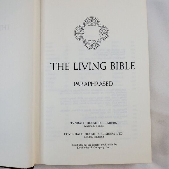 The Living Bible Paraphrased Green Padded Hardcover 9th printing 1972 - Picture 6 of 7